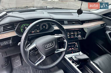 Внедорожник / Кроссовер Audi e-tron 2019 в 