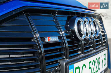 Внедорожник / Кроссовер Audi e-tron 2021 в 