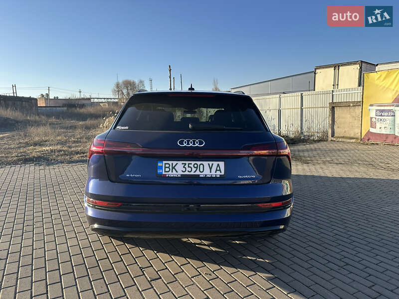 Внедорожник / Кроссовер Audi e-tron 2020 в Ровно