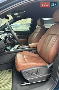 Внедорожник / Кроссовер Audi e-tron 2019 в 