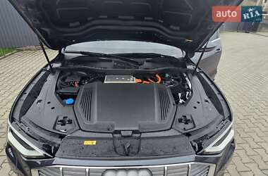 Внедорожник / Кроссовер Audi e-tron 2019 в 