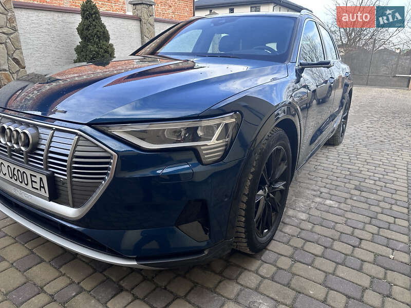 Внедорожник / Кроссовер Audi e-tron 2019 в Львове