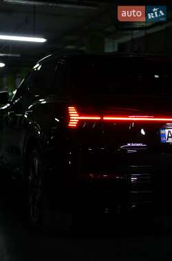 Внедорожник / Кроссовер Audi e-tron 2020 в 