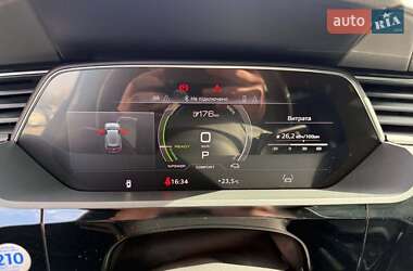 Внедорожник / Кроссовер Audi e-tron 2020 в 