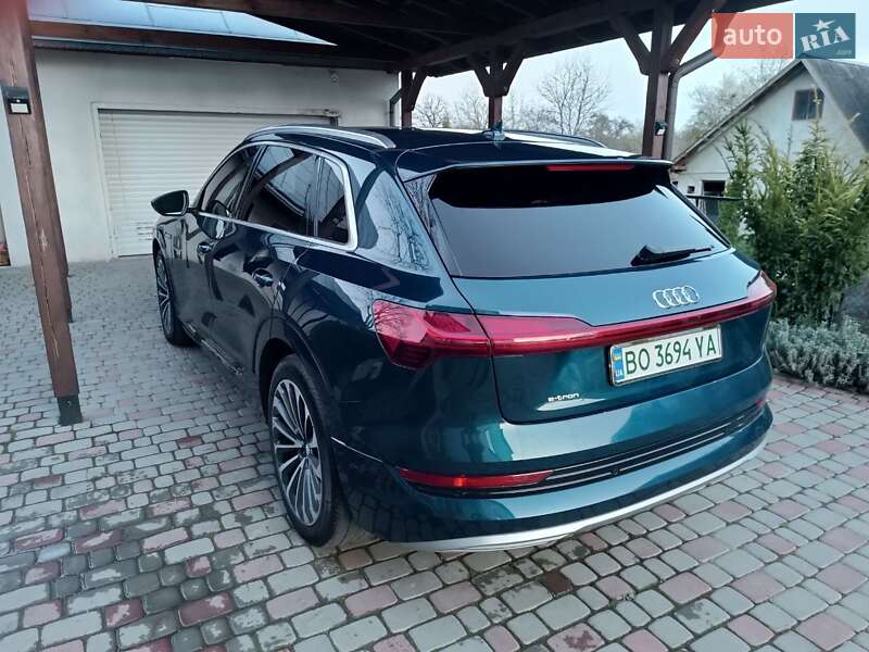 Внедорожник / Кроссовер Audi e-tron 2019 в Тернополе