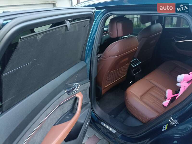 Внедорожник / Кроссовер Audi e-tron 2019 в Тернополе
