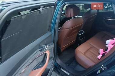 Внедорожник / Кроссовер Audi e-tron 2019 в 