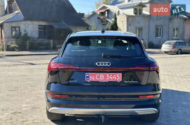 Внедорожник / Кроссовер Audi e-tron 2020 в 