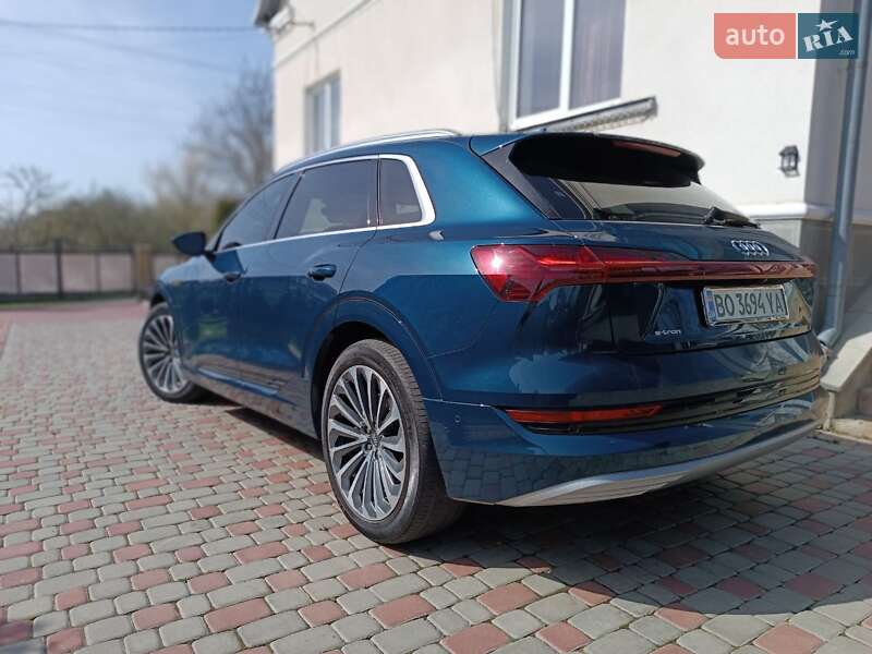 Внедорожник / Кроссовер Audi e-tron 2019 в Тернополе