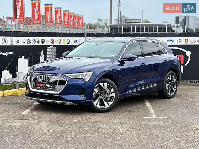 Audi e-tron 2022