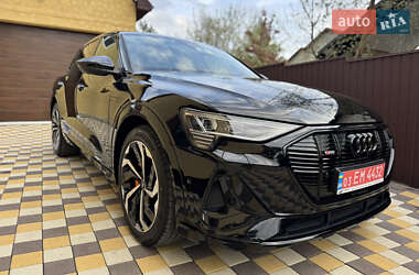 Позашляховик / Кросовер Audi e-tron 2022 в Львові