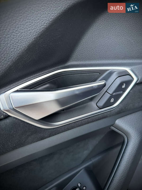 Внедорожник / Кроссовер Audi e-tron 2022 в Кривом Роге