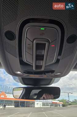 Внедорожник / Кроссовер Audi e-tron 2020 в 
