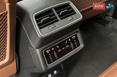 Внедорожник / Кроссовер Audi e-tron 2019 в 