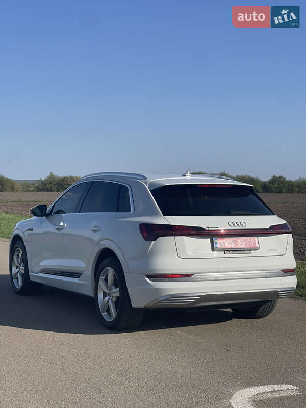 Внедорожник / Кроссовер Audi e-tron 2019 в Луцке