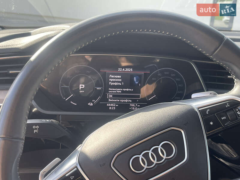Внедорожник / Кроссовер Audi e-tron 2019 в Луцке