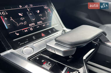 Внедорожник / Кроссовер Audi e-tron 2020 в 