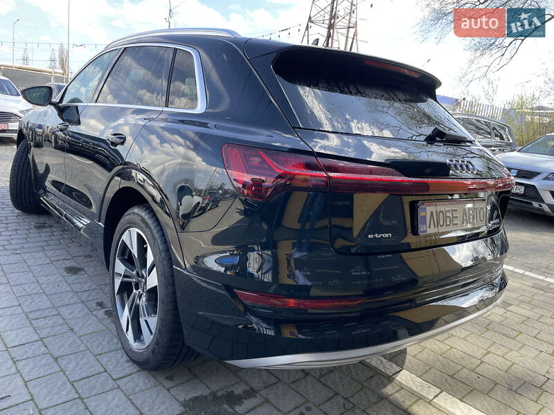Внедорожник / Кроссовер Audi e-tron 2021 в Львове