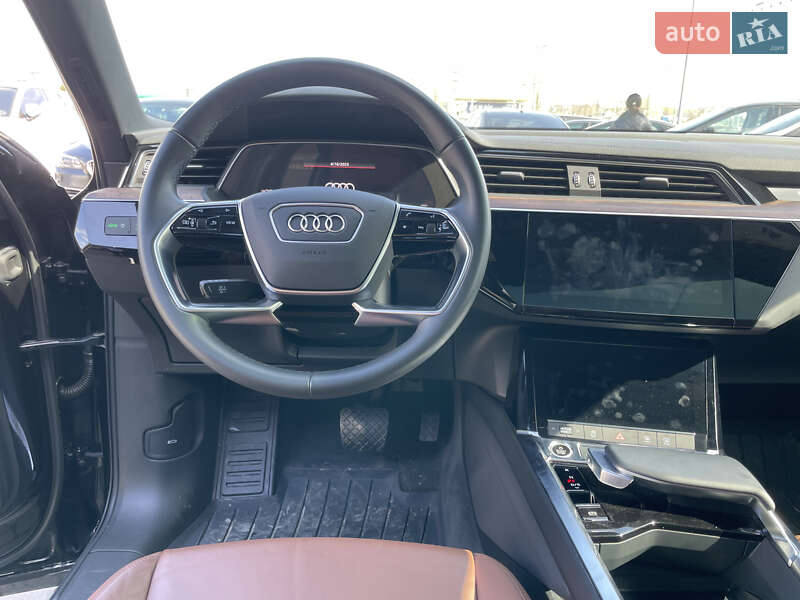 Внедорожник / Кроссовер Audi e-tron 2021 в Львове