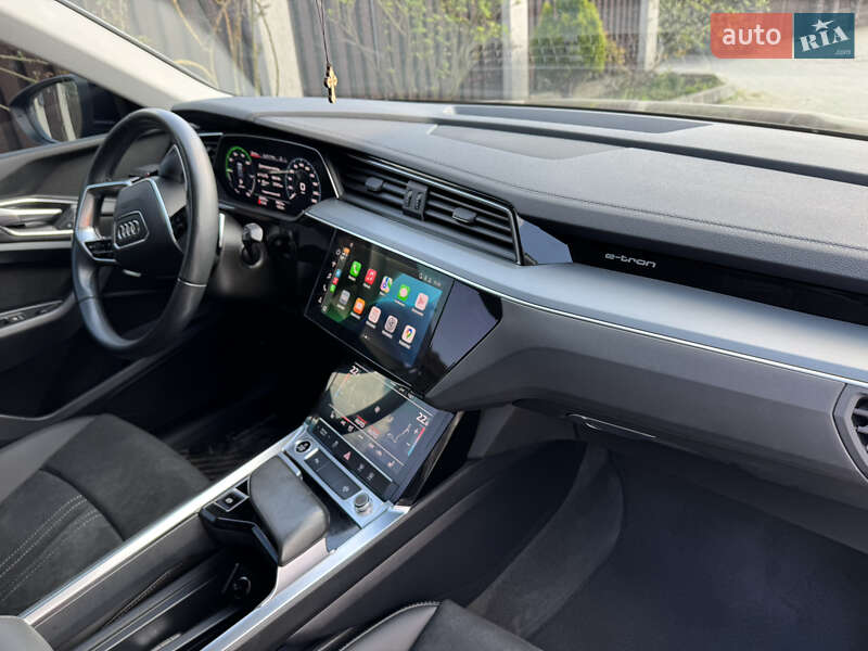 Внедорожник / Кроссовер Audi e-tron 2021 в Хмельницком