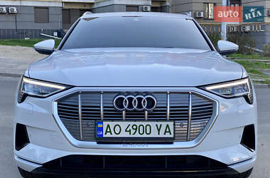 Внедорожник / Кроссовер Audi e-tron 2020 в 