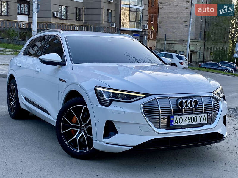 Позашляховик / Кросовер Audi e-tron 2020 в Дніпрі