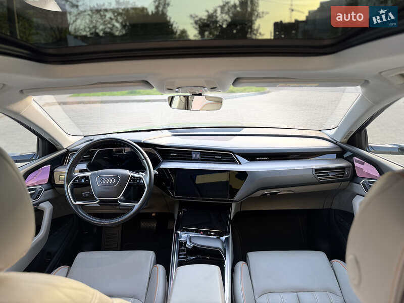 Внедорожник / Кроссовер Audi e-tron 2020 в Черкассах фото 18 Внедорожник / Кроссовер Audi e-tron 2020 в Черкассах