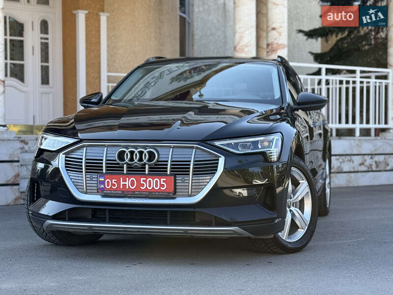 Позашляховик / Кросовер Audi e-tron 2019 в Тернополі