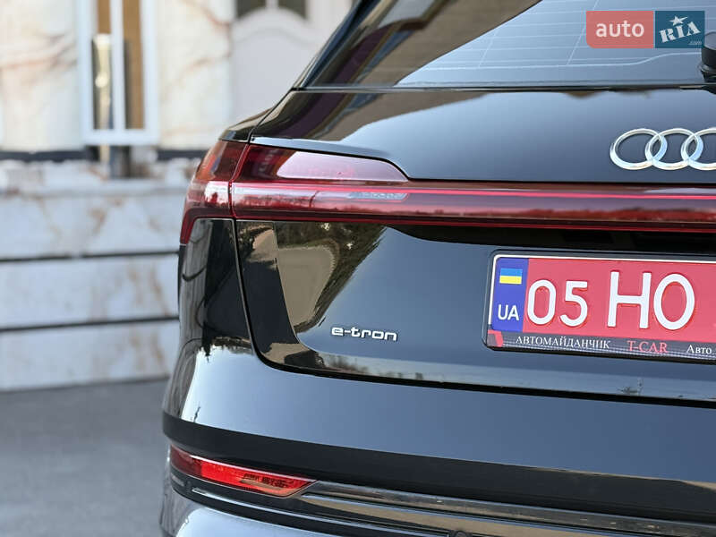 Позашляховик / Кросовер Audi e-tron 2019 в Тернополі