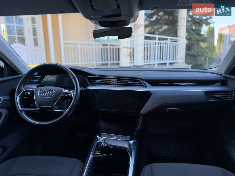 Позашляховик / Кросовер Audi e-tron 2019 в Тернополі