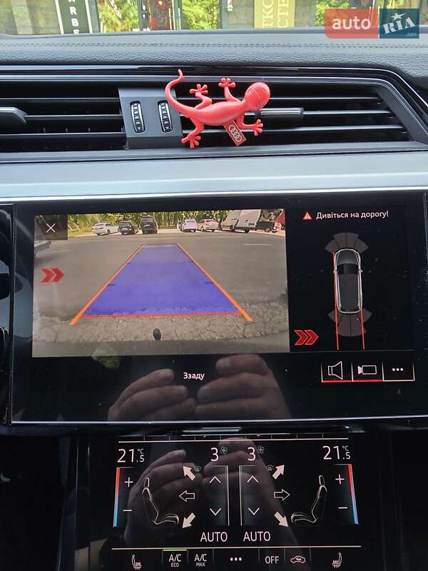 Позашляховик / Кросовер Audi e-tron 2020 в Ужгороді