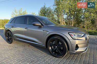 Внедорожник / Кроссовер Audi e-tron 2019 в 