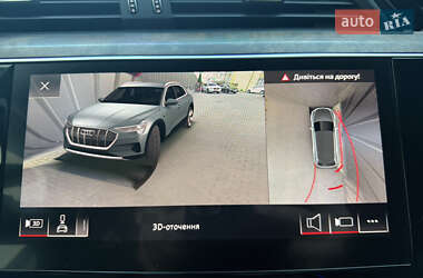 Внедорожник / Кроссовер Audi e-tron 2019 в 