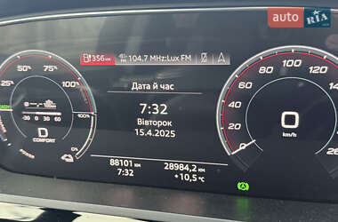 Внедорожник / Кроссовер Audi e-tron 2019 в 