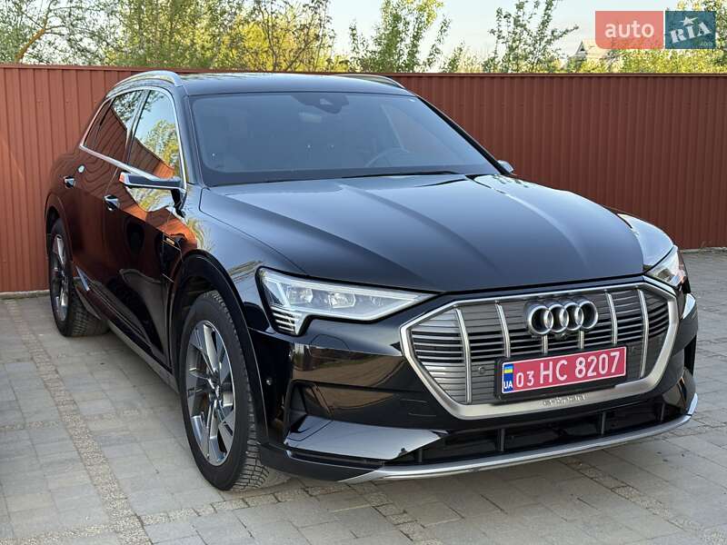 Позашляховик / Кросовер Audi e-tron 2019 в Коломиї