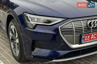 Внедорожник / Кроссовер Audi e-tron 2020 в 