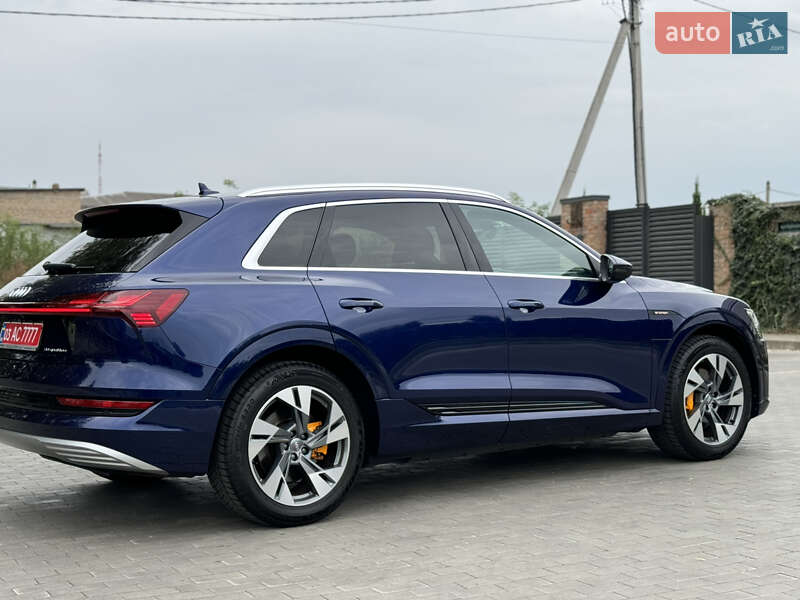 Внедорожник / Кроссовер Audi e-tron 2020 в Луцке