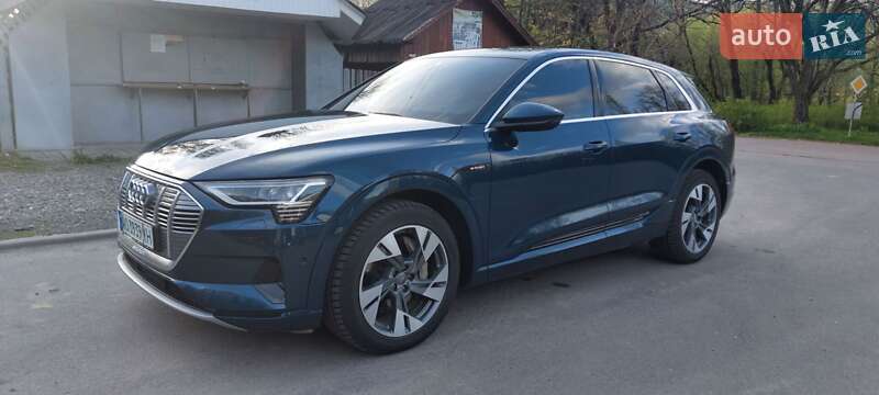 Внедорожник / Кроссовер Audi e-tron 2019 в Тячеве