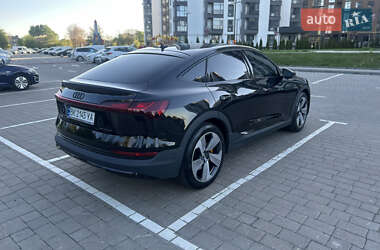 Позашляховик / Кросовер Audi e-tron 2020 в 