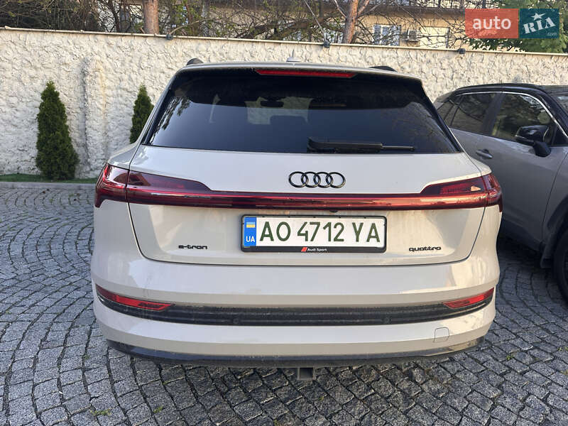 Внедорожник / Кроссовер Audi e-tron 2021 в Ужгороде
