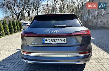 Внедорожник / Кроссовер Audi e-tron 2019 в 
