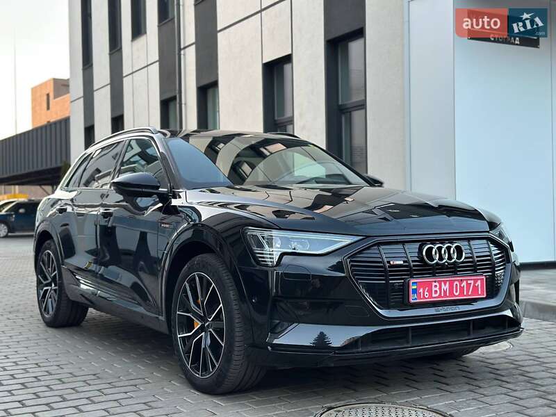 Позашляховик / Кросовер Audi e-tron 2020 в Києві