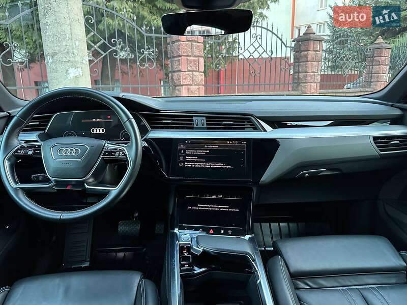 Позашляховик / Кросовер Audi e-tron 2020 в Києві