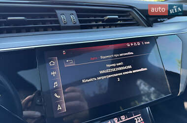 Внедорожник / Кроссовер Audi e-tron 2019 в 