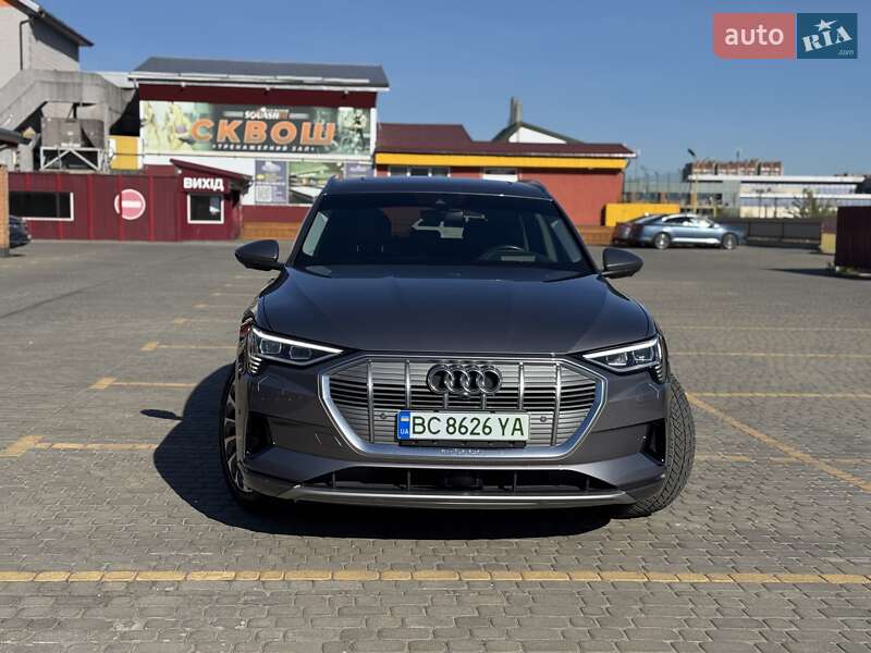 Внедорожник / Кроссовер Audi e-tron 2019 в Львове