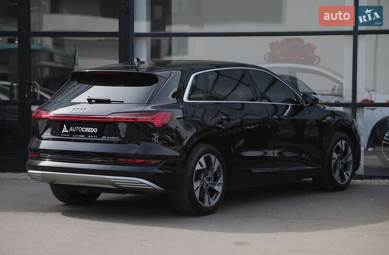 Внедорожник / Кроссовер Audi e-tron 2020 в Харькове
