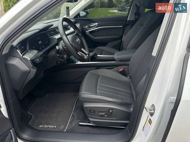 Внедорожник / Кроссовер Audi e-tron 2021 в Бучаче