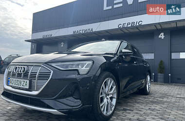 Внедорожник / Кроссовер Audi e-tron 2020 в 