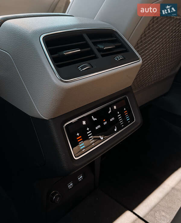 Внедорожник / Кроссовер Audi e-tron 2019 в Одессе фото 31 Внедорожник / Кроссовер Audi e-tron 2019 в Одессе