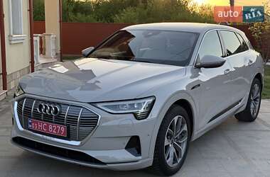 Позашляховик / Кросовер Audi e-tron 2019 в 